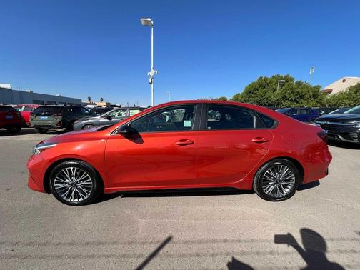 2023 Kia Forte GT-Line