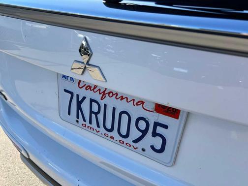 2015 Mitsubishi Outlander SE