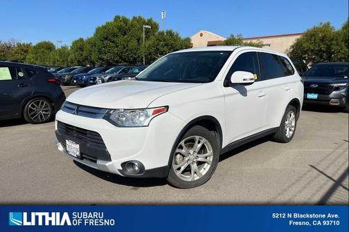 2015 Mitsubishi Outlander SE