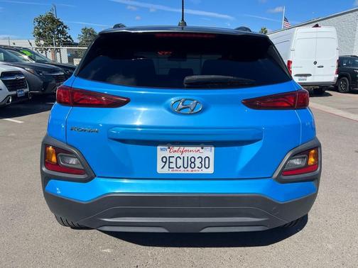 2020 Hyundai KONA SEL