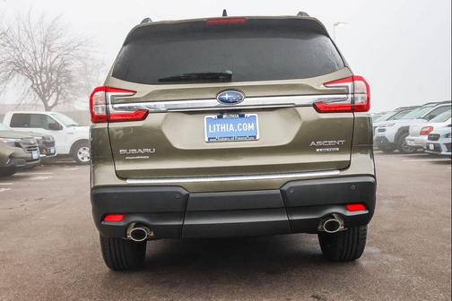 Autumn Green Metallic 2026 Subaru Ascent Limited 7-Passenger
