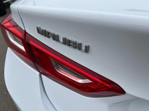 2018 Chevrolet Malibu 1LS