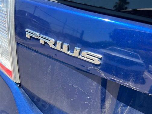 2010 Toyota Prius III