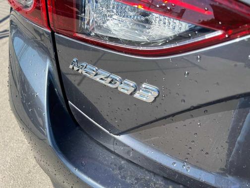 2017 Mazda Mazda3 Sport