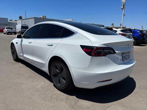 2020 Tesla Model 3 Standard Range