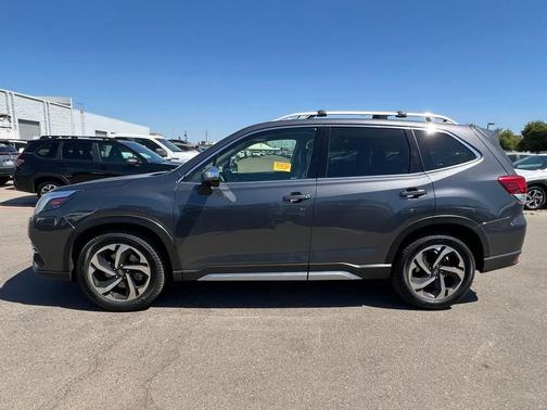 Magnetite Gray Metallic 2022 Subaru Forester Touring