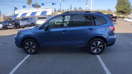 Quartz Blue Pearl 2017 Subaru Forester 2.5i Premium