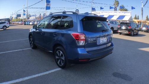 Quartz Blue Pearl 2017 Subaru Forester 2.5i Premium