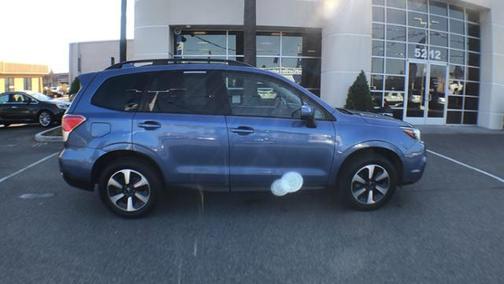 Quartz Blue Pearl 2017 Subaru Forester 2.5i Premium