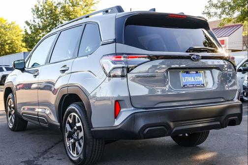 River Rock Pearl 2026 Subaru Forester Premium