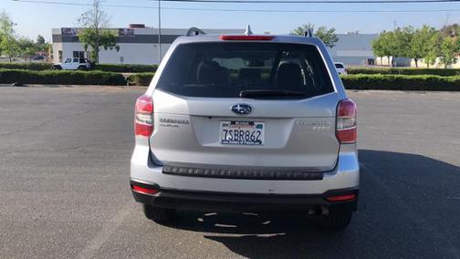 Ice Silver Metallic 2016 Subaru Forester 2.5i Premium