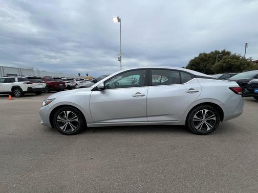 2022 Nissan Sentra SV
