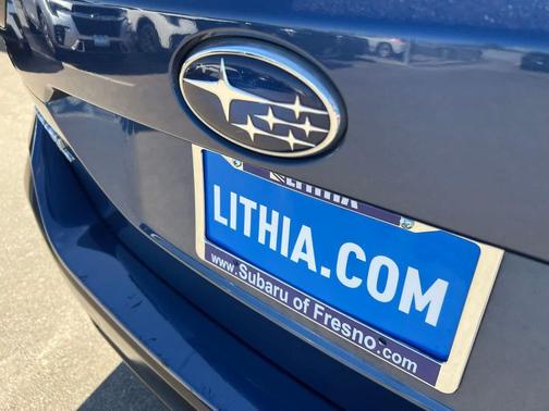 Abyss Blue Pearl 2022 Subaru Outback Base
