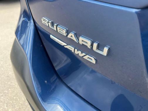 Abyss Blue Pearl 2022 Subaru Outback Base
