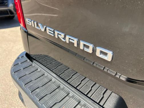 Black 2021 Chevrolet Silverado 1500 LT