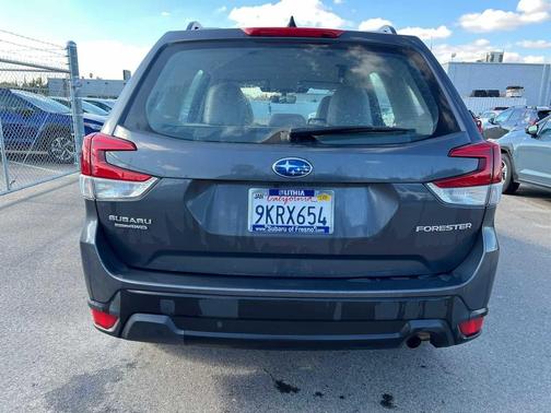 2024 Subaru Forester Base