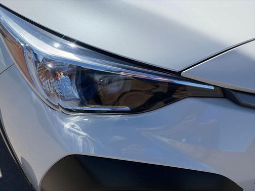 Crystal White Pearl 2024 Subaru Crosstrek Premium