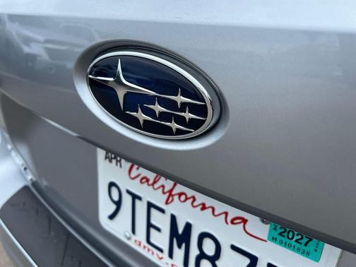 Ice Silver Metallic 2025 Subaru Crosstrek Premium