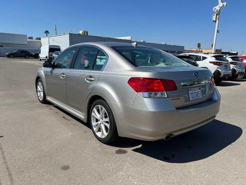 2014 Subaru Legacy Premium