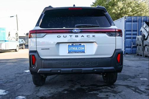 Crystal White Pearl 2026 Subaru Outback Limited