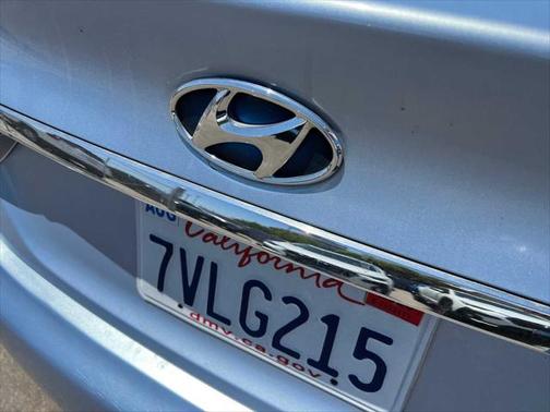 2012 Hyundai SONATA Hybrid Base