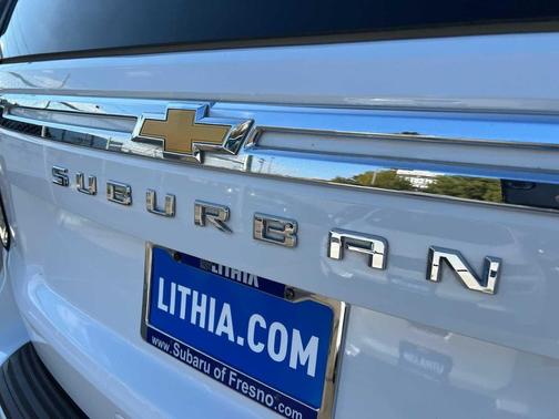 2023 Chevrolet Suburban Premier