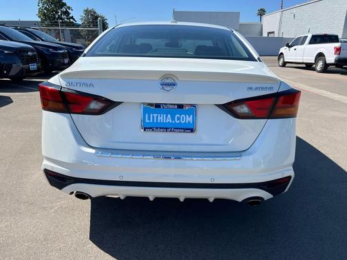 2020 Nissan Altima Platinum FWD