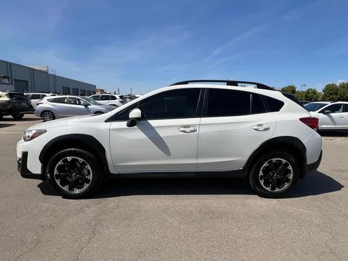Crystal White Pearl 2021 Subaru Crosstrek Premium