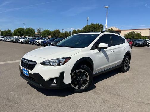 Crystal White Pearl 2021 Subaru Crosstrek Premium
