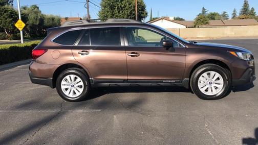 Cinnamon Brown Pearl 2019 Subaru Outback 2.5i Premium