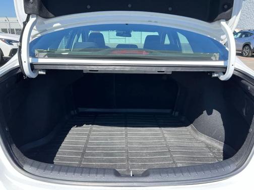 Snow White Pearl 2024 Kia Forte LXS