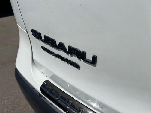 Crystal White Pearl 2024 Subaru Ascent Onyx Edition 7-Passenger