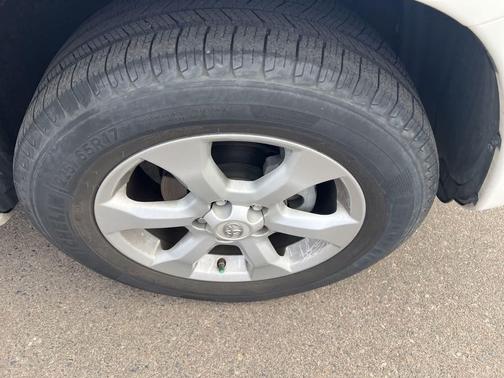 Blizzard Pearl 2011 Toyota RAV4 Limited