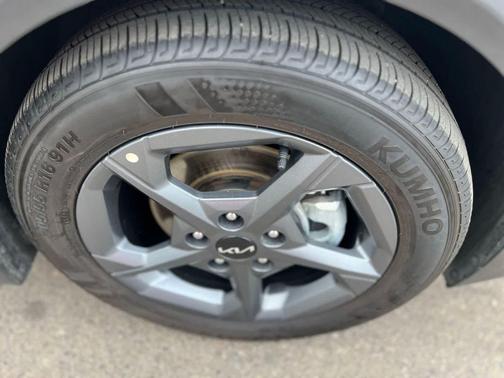 Steel Gray 2025 Kia K4 LXS
