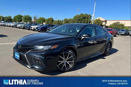 Midnight Black Metallic 2023 Toyota Camry SE