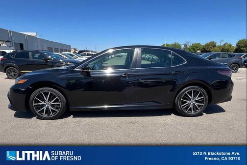 Midnight Black Metallic 2023 Toyota Camry SE