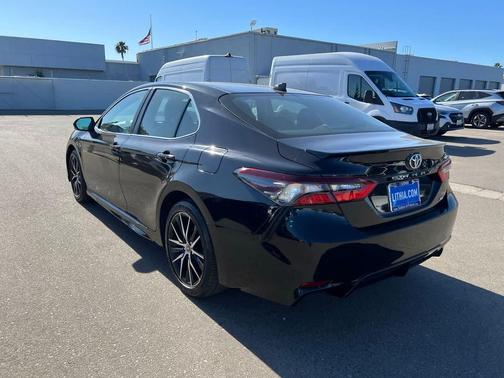 Midnight Black Metallic 2023 Toyota Camry SE