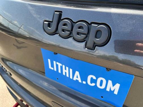 2023 Jeep Compass Trailhawk