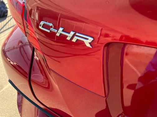 2020 Toyota C-HR LE