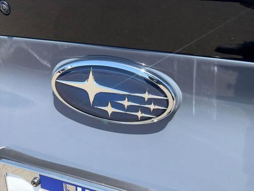 Harbor Mist Gray Pearl 2024 Subaru Solterra Limited