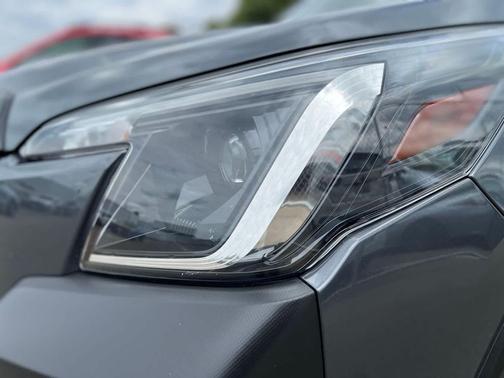 Magnetite Gray Metallic 2025 Subaru Forester Wilderness