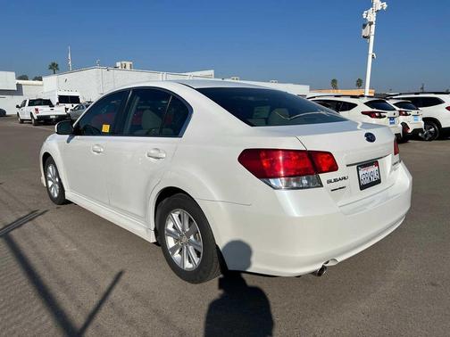 2011 Subaru Legacy Premium