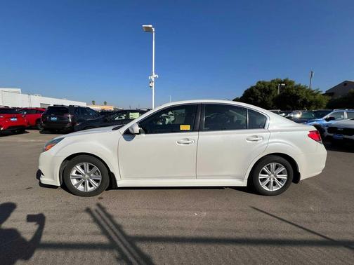 2011 Subaru Legacy Premium