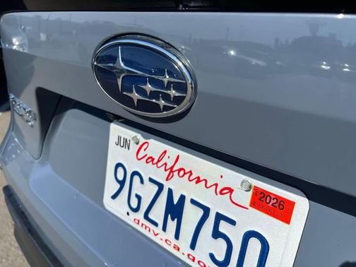 Harbor Mist Gray Pearl 2023 Subaru Solterra Limited