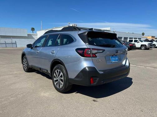 2020 Subaru Outback Base