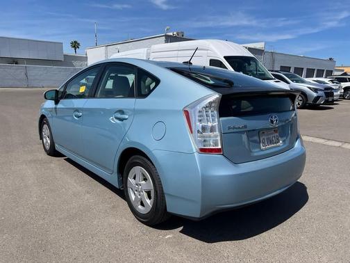 2010 Toyota Prius One