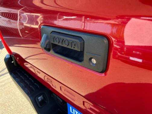 2020 Toyota Tacoma SR