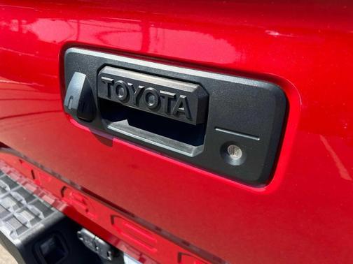 2020 Toyota Tacoma SR