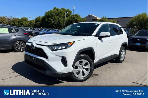 2022 Toyota RAV4 LE
