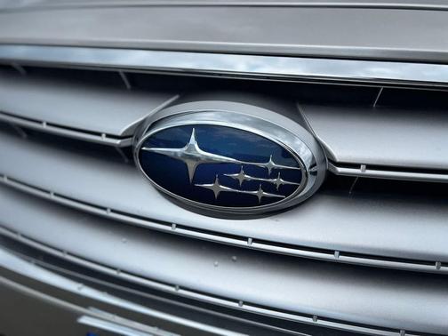 Tungsten Metallic 2016 Subaru Legacy Premium